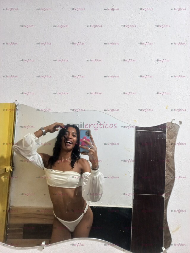 FOTOS DE MÍA LAS MÁS DIVERTIDAS TE CONPLACO CON LO QUE QUIERAS HACER SOY CALIENTE ATRE
