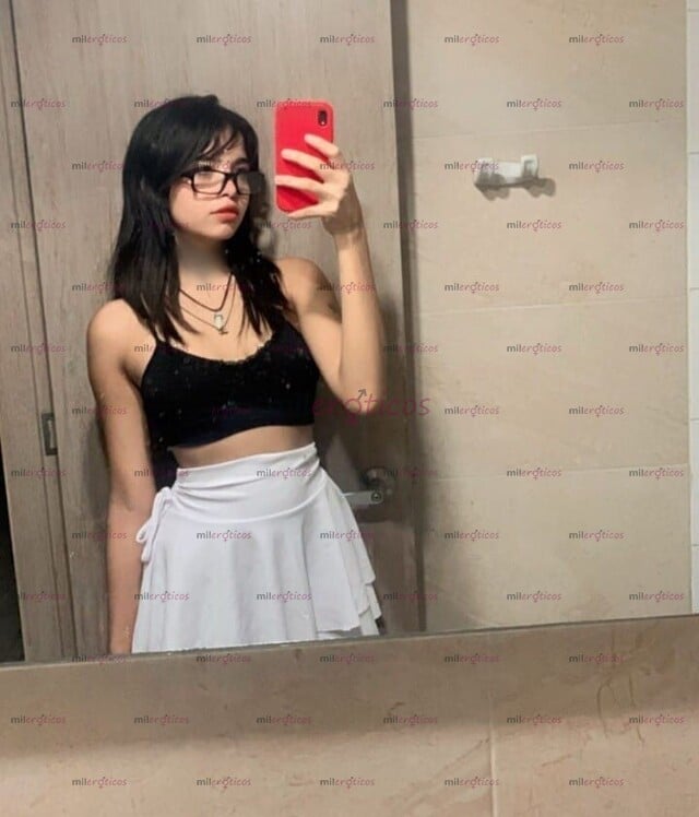 FOTOS DE NIKOL JOVENCITA Y CULONCITA PARA TUS RATOS DE CACHONDEO