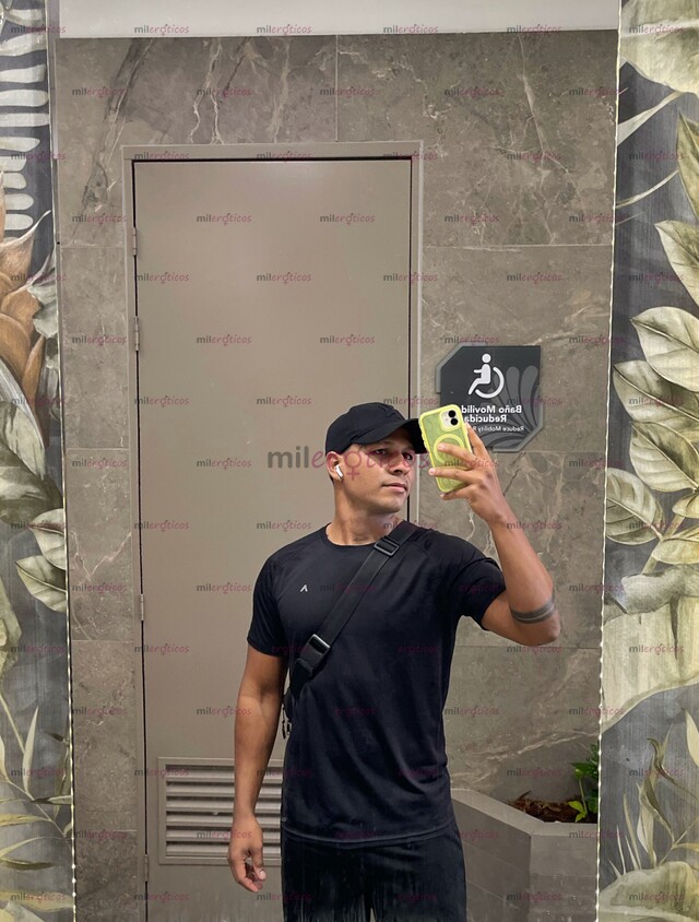 FOTOS DE MASAJISTA PROFESIONAL AL ALCANCE DE TUS MANOS