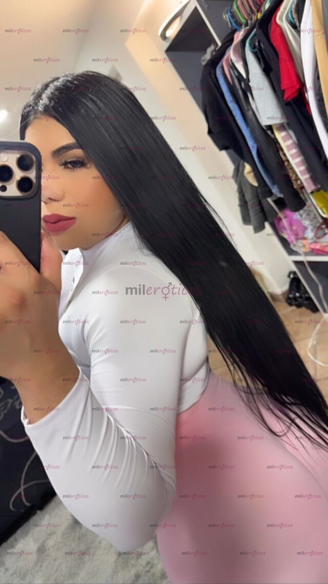 FOTOS DE LA PUTA MÁS CALIENTE CON UN CULOTE MUY AGUANTADOR...