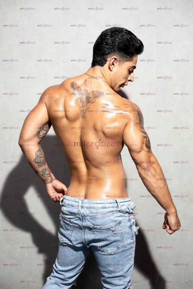 FOTOS DE JOVEN COLOMBIANO SERIO DE GYM VERS ACT, COMPLACIENTE VERGON EN CDMX