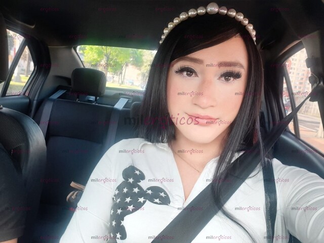 FOTOS DE DELYCIA TRANS 22CM VERSÁTIL SUPER MENTE ABIERTA Y DESCOMPLICADA