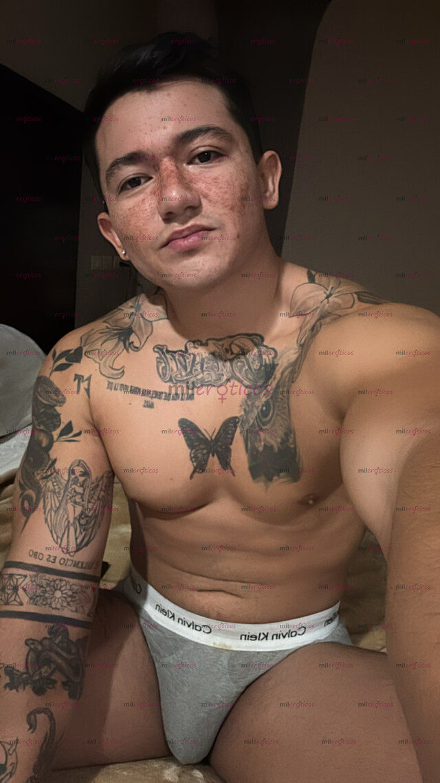 FOTOS DE POCOS DIAS! .!JOVEN HETERO COLOMBIANO GUAPO MAMADO 20CM PARA QUE BRINQUES.!!