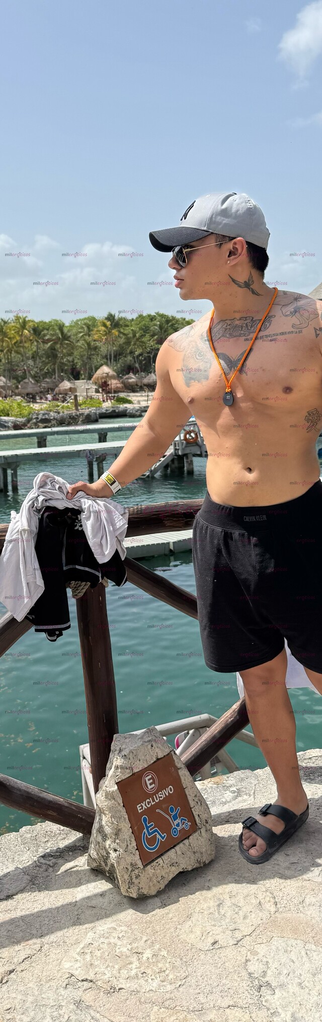 FOTOS DE POCOS DIAS! .!JOVEN HETERO COLOMBIANO GUAPO MAMADO 20CM PARA QUE BRINQUES.!!