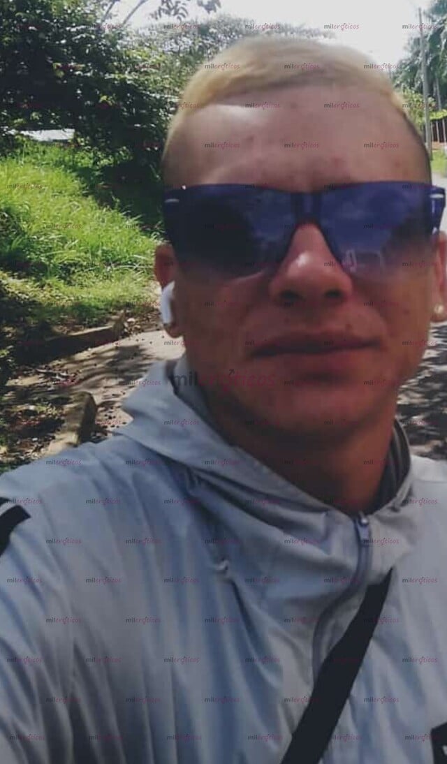 FOTOS DE HOLA SOY JEFERSSON, SOY NUEVO DISPUESTO A COMPLACERTE.