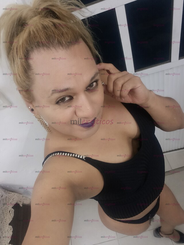 FOTOS DE CORTE CON PLÁTICA CACHONDA KE TERMINARÁ EN 69 Y BESO NEGRO UMMMM.