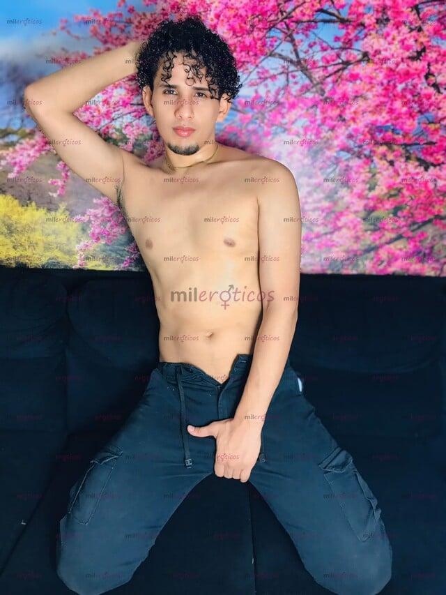 FOTOS DE CHICO VENEZOLANO DISPONIBLE PARA HACERTE PASAR UN BUEN RATO