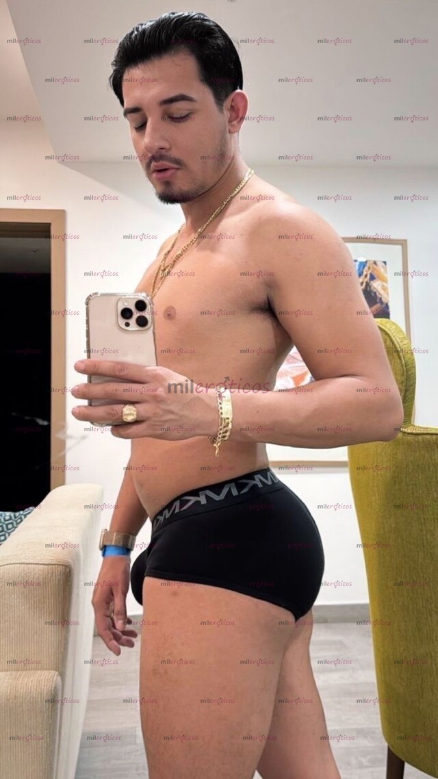 FOTOS DE RELÁJATE CON MIS MANOS Y DESPUÉS CON MI CUERPO. DÉJATE CONSENTIR POR MI