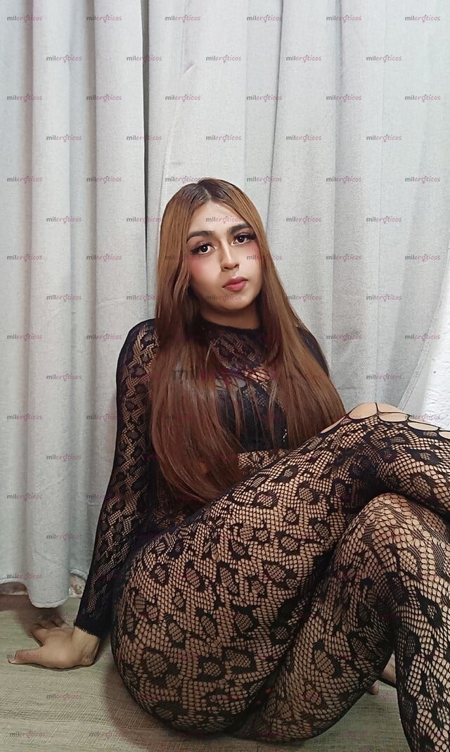 FOTOS DE FLAQUITA ARDIENTE PIEL CANELA CUERPO NATURALITA