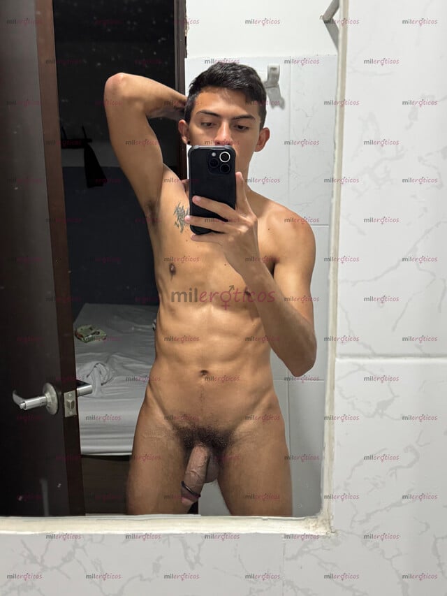 FOTOS DE FLACO CARIÑOSO COMPLACIENTE CON LUGAR DISCRETO