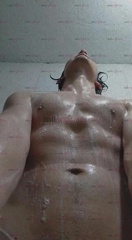 FOTOS DE JOVEN ATLÉTICO CON BUEN CUERPO Y RESISTENCIA PARA TI... TE LE MIDES?