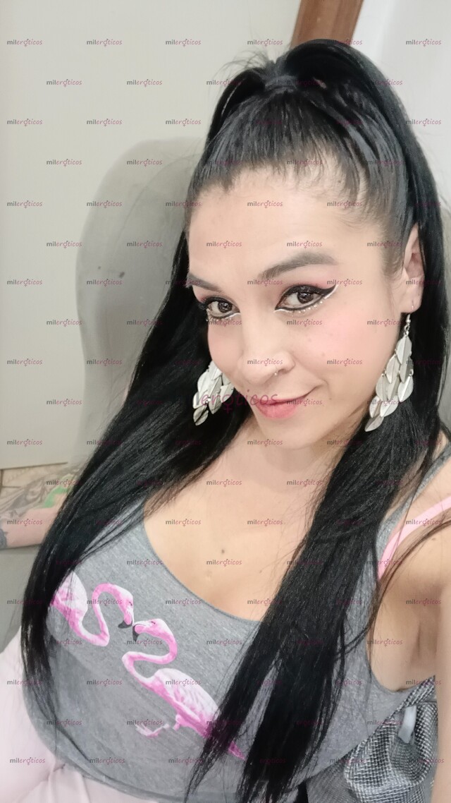 FOTOS DE CALIENTE PELINEGRA LISTA PARA COMPLACERTE, SOLO LLÁMAME Y NO TE ARREPENTIRÁS