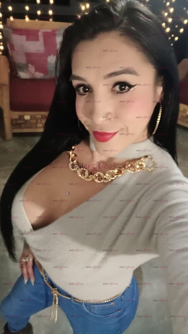 FOTOS DE SOY ELIZABETH, LA PELINEGRA MÁS CALIENTE Y COMPLACIENTE, CON LUGAR