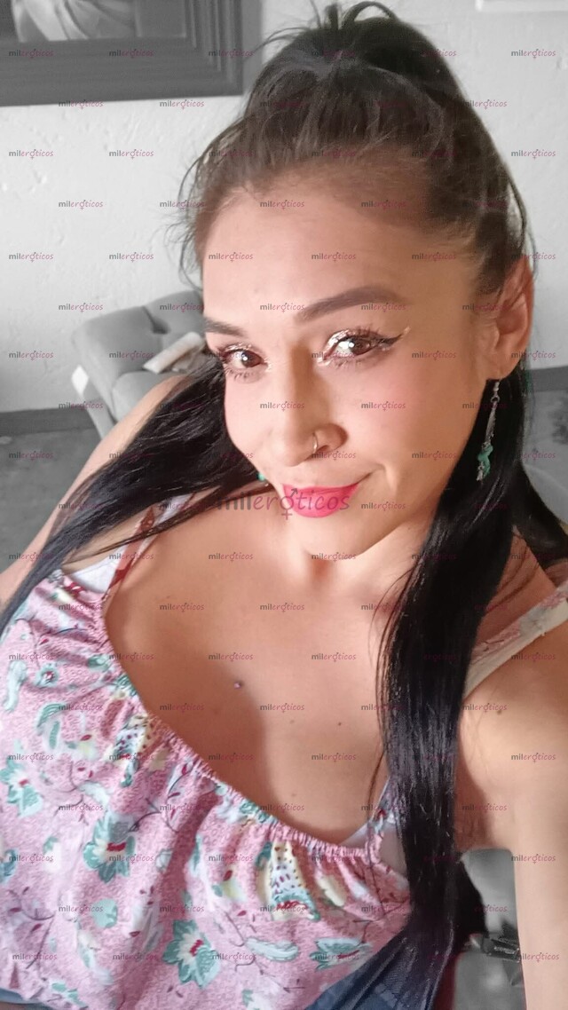 FOTOS DE SOY ELIZABETH, LA PELINEGRA MÁS CALIENTE Y COMPLACIENTE, CON LUGAR