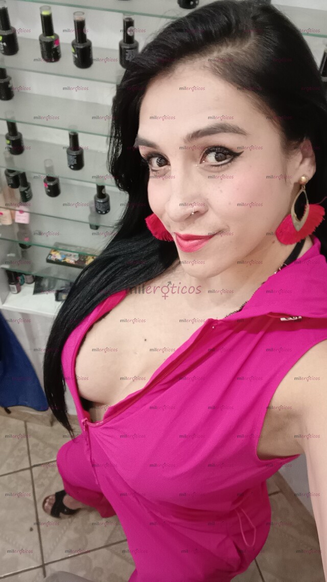 FOTOS DE CALIENTE PELINEGRA LISTA PARA COMPLACERTE, SOLO LLÁMAME Y NO TE ARREPENTIRÁS