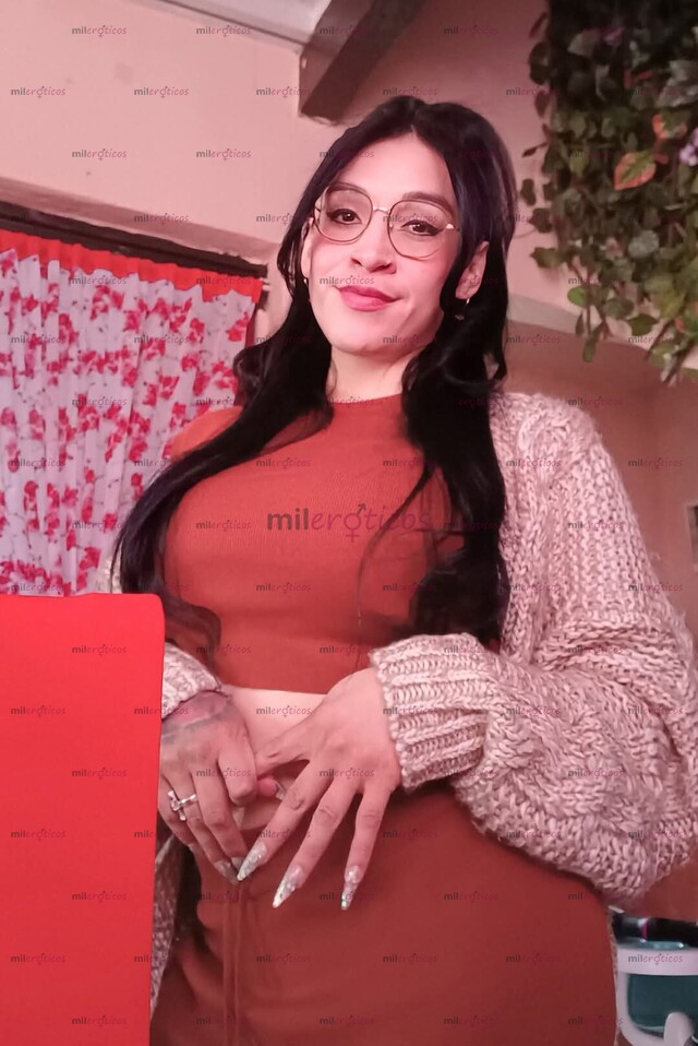 FOTOS DE SOY ELIZABETH LA PELINEGRA MÁS CALIENTE Y COMPLACIENTE DE LA RED,LLAMAME PAPI