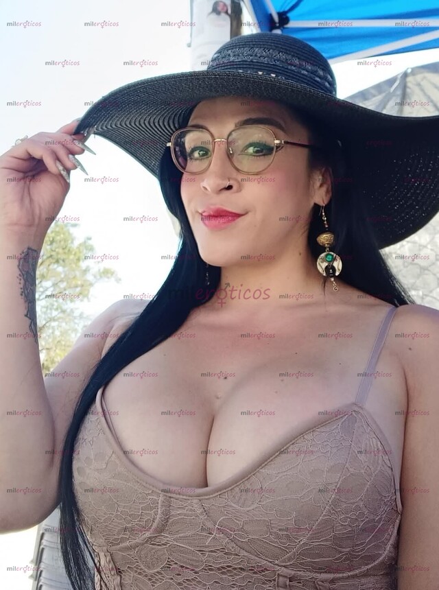 FOTOS DE SOY ELIZABETH LA PELINEGRA MÁS CALIENTE Y COMPLACIENTE DE LA RED,LLAMAME PAPI