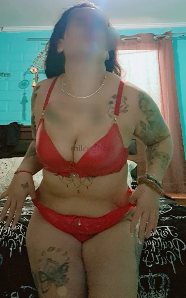 Hola corazonsoy una chica chilena de 35 anos dispuesta a llenar tus deseos mas sucios me ubico en pudahuel te go lugar propio muy discretomis fotos so...