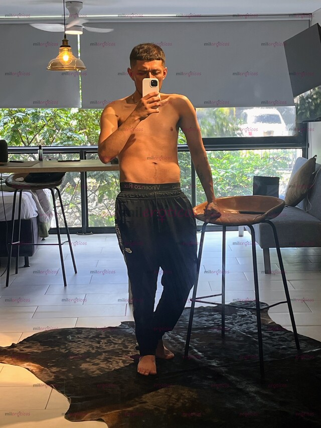 FOTOS DE CHICO NUEVO EN LA APP EXPERIMENTANDO CONTACTAME