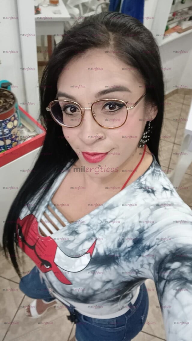 FOTOS DE ELIZABETH! LA PELINEGRA MÁS SUMISA O DOMINANTE, LA MÁS HOT DE LA RED