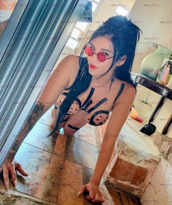 FOTOS DE ELIZABETH! LA PELINEGRA MÁS SUMISA O DOMINANTE, LA MÁS HOT DE LA RED