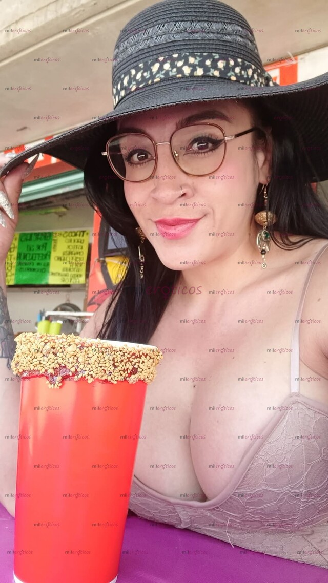 FOTOS DE SOLO ESTE FIN SUPER PROMO PARA QUE DISFRUTES CON LA PELINEGRA MÁS CALIENTE