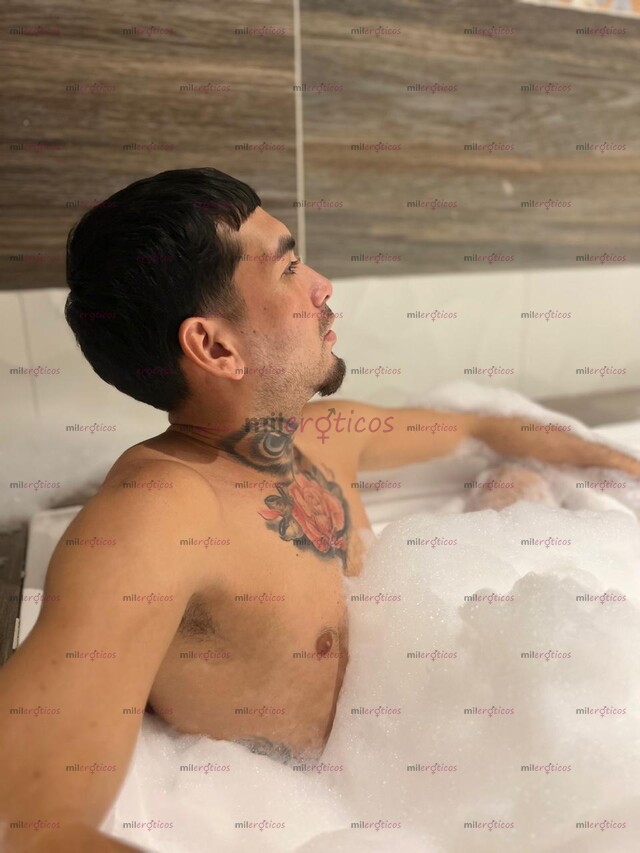 FOTOS DE JOVEN SIMPÁTICO ARRECHO DISPUESTO A COMPLACERTE