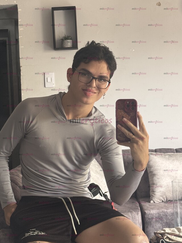 FOTOS DE JOVEN SAMARIO COMPLACIENTE TE OFRECE UN SERVICIO PROFESIONAL Y PLACENTERO