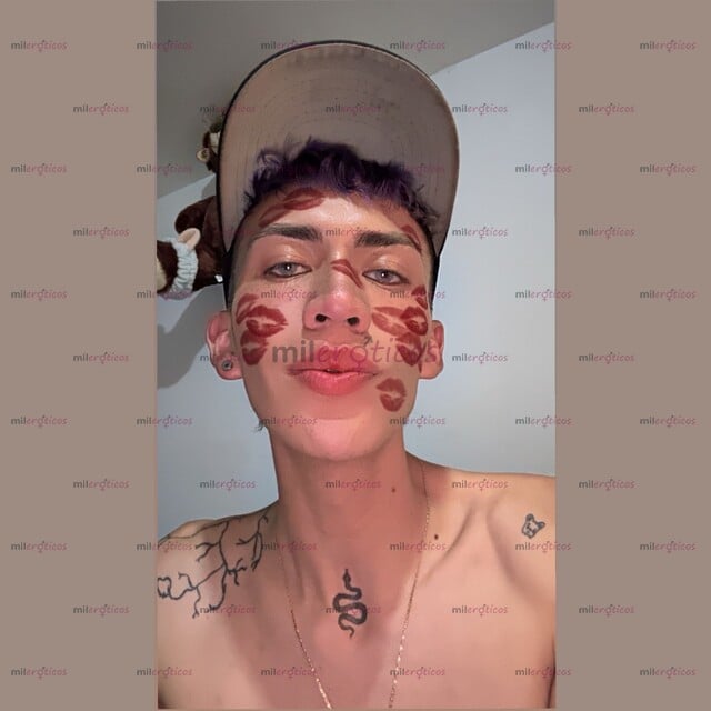 FOTOS DE TENGO 22 AÑOS SOY COMPLACIENTE DIPUESTO A DISFRUTAR DE LOS PLACERES