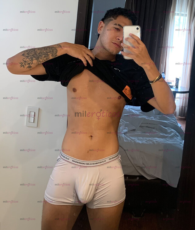 FOTOS DE MACHO COLOMBIANO COMPLACIENTE SERIO Y MUY CALIENTE