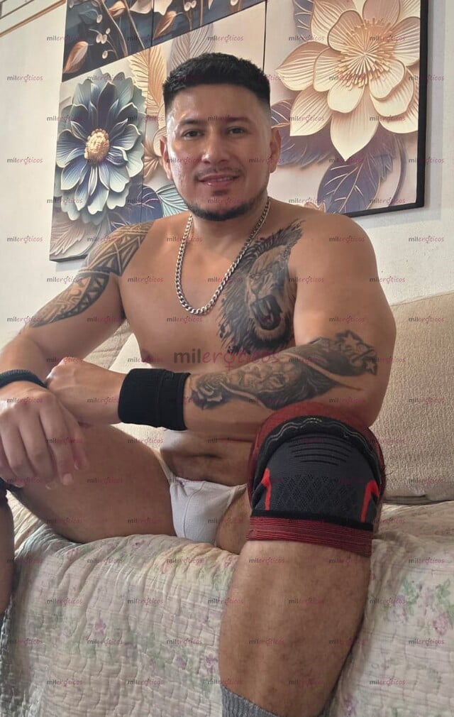 FOTOS DE VATO 100% NORTEÑO CALIENTE, MORBOSO CON MUY BUENA VERGA LISTO PARA DETONARTE