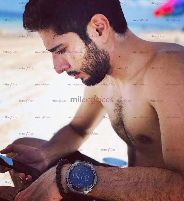 FOTOS DE ERES EXIGENTE? YO IGUAL. $OY EL MÁS BELLAKO QUE TAL NETFLIX&CHILL? ;)