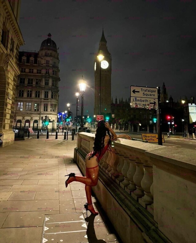 FOTOS DE SARA FERREIRA UNA CHICA TRANS RECIÉN LLEGADA A TU CIUDAD TE ENCANTARA