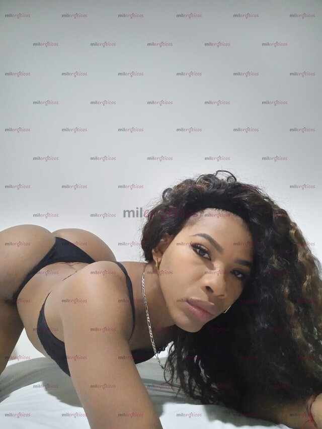 FOTOS DE MORENA DE FIGURA 100% SENSUAL CON BUENA VERGA PARA AYUDARTE A CUMPLIR FANTASÍAS