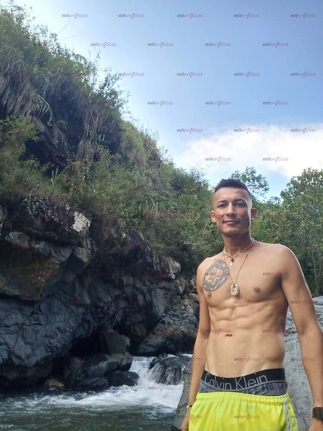 FOTOS DE VARONIL ATLETICO COMPLACIENTE DESCOMPLICADO SEX ORAL, MORBO,