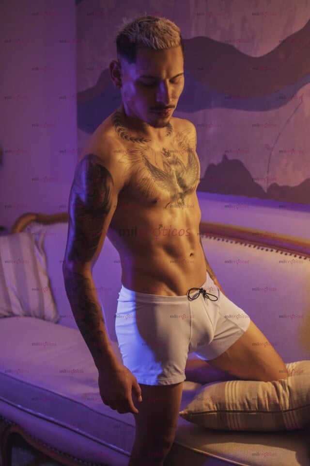 FOTOS DE MASAJISTA ATLÉTICO Y TATUADO EXPERIENCIA EXCLUSIVA Y DISCRETA