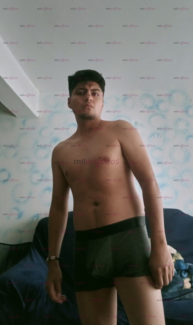 FOTOS DE COLÁGENO CACHONDO CON GANAS DE DARTE MASAJE EN TODO