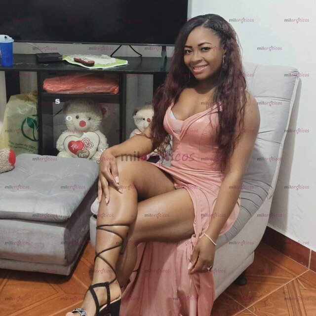 FOTOS DE SOY MELISSA UNA BARBY MORENA ... TRABAJO A DOMICILIO 100K 1H