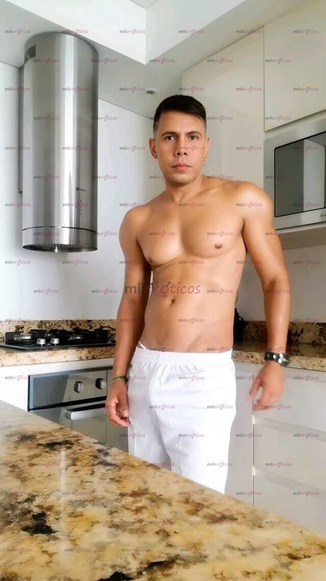 FOTOS DE AMANTE AL CHUPAR CULOS YO MAN ACTIVO 23CM REALES