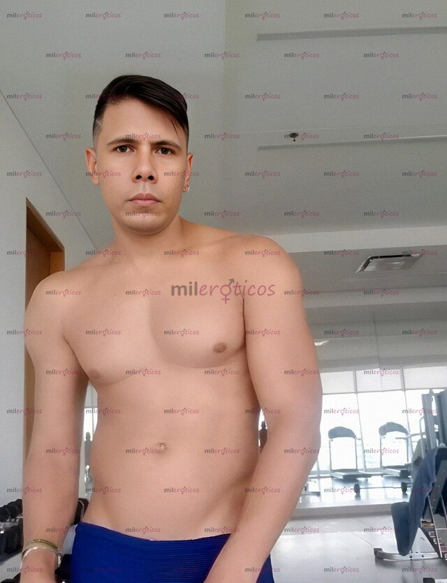 FOTOS DE AMANTE AL CHUPAR CULOS YO MAN ACTIVO 23CM REALES