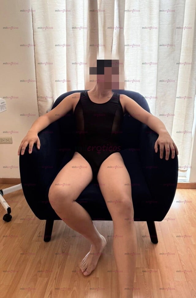 FOTOS DE LA ELEGANCIA TIENE NOMBRE Y CUERPO. ÉL NO NECESITA PRESENTACIONES: SU PRESENCIA