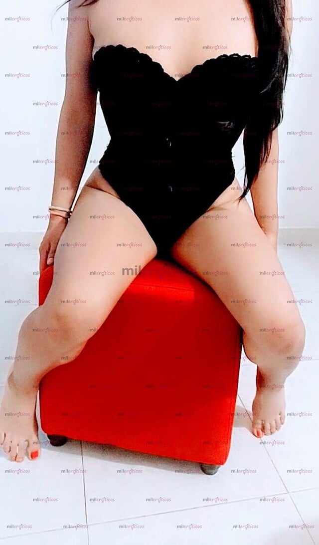 FOTOS DE SOY SALOME LAS MAS TRAVIESA VEN A DISFRUTAR DE UN RICO ORAL.... VEN A DARME DURO