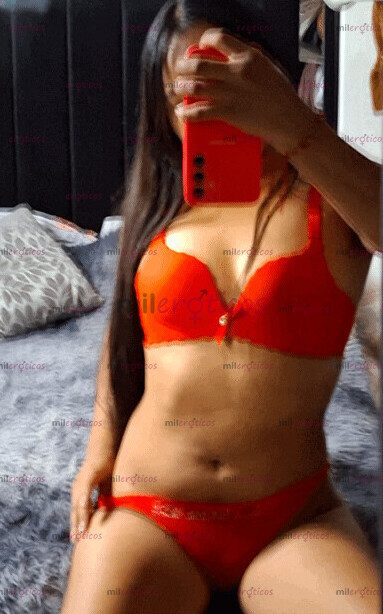 FOTOS DE HERMOSA CHICA DE PIEL MORENA EROTICA Y SENSUAL