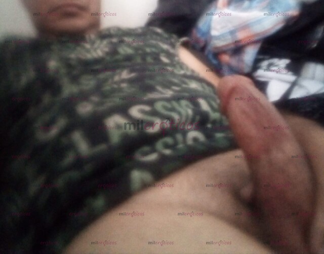 FOTOS DE ROMPECULOS DE BATOS NALGONES Y VERGONES HETERO CURIOSOS 18 A 27 A