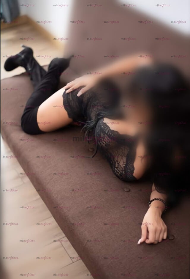 FOTOS DE COSTEÑA 20AÑITOS DULCE Y COMPLACIENTE TRIGUEÑA CON RICAS CURVAS IRRESISTIBLES24H
