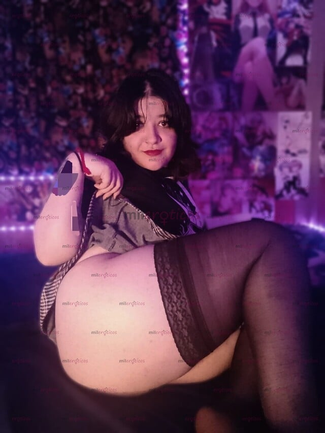 FOTOS DE SEXY CHICA GAMER, OTAKU Y FRIKI CALENTURIENTA, LISTA PARA COMPLACERTE UWU