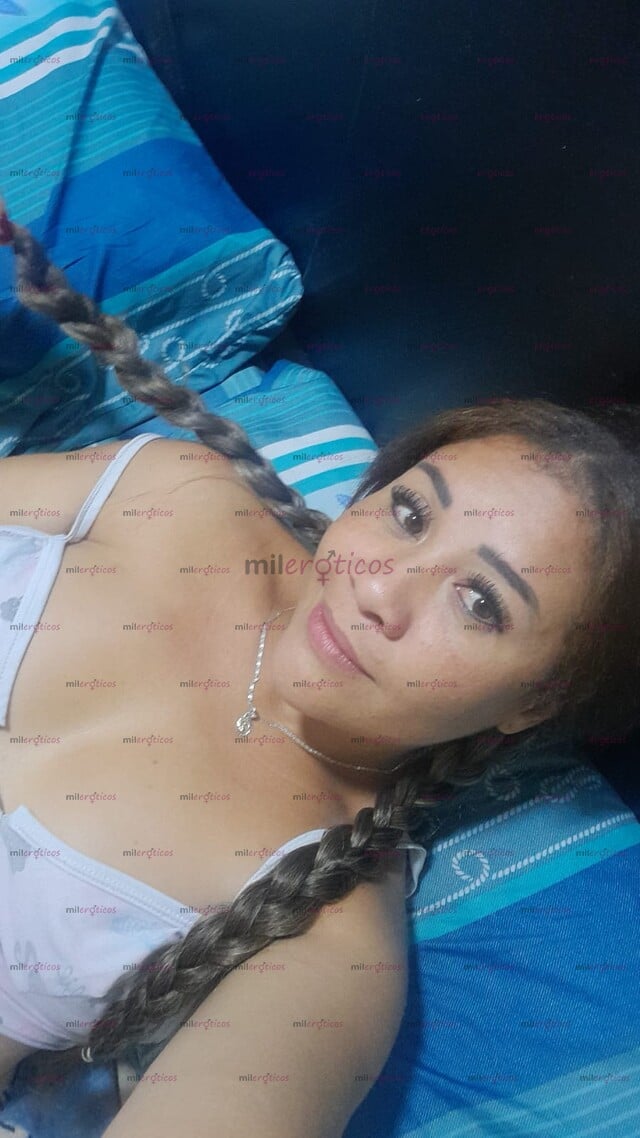 FOTOS DE HOLA MIS AMORES SOY LESLY UNA VOLUPTUOSA Y SEXUAL PEREIRANAA