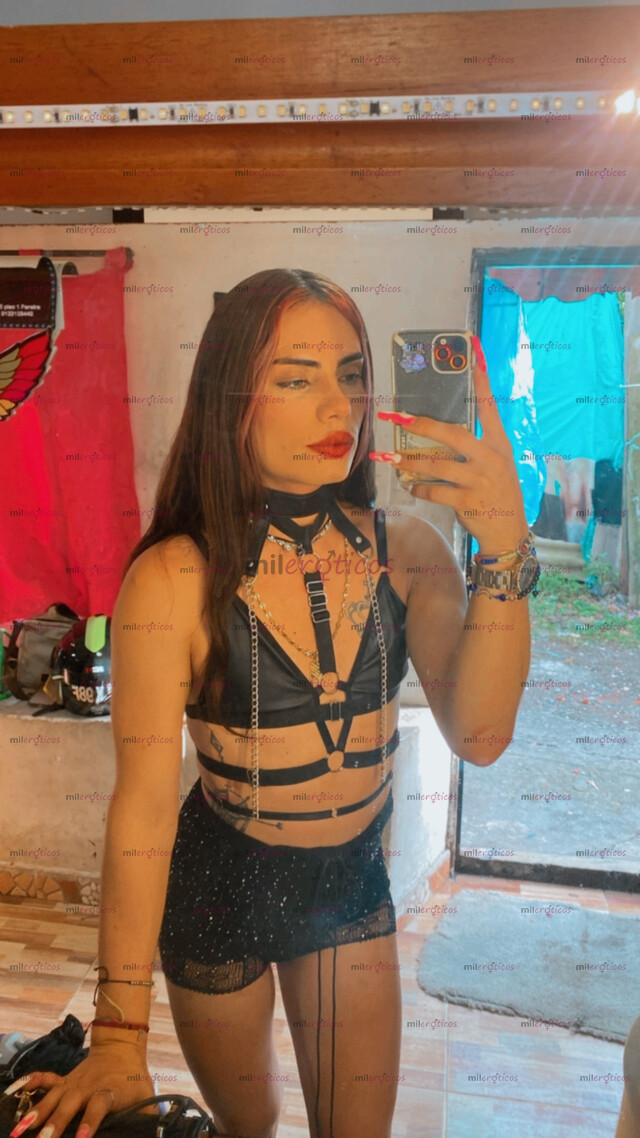 FOTOS DE LLEGO POLLA CON GANAS DE MUCHA VERGA Y MUY NALGONA NATURAL