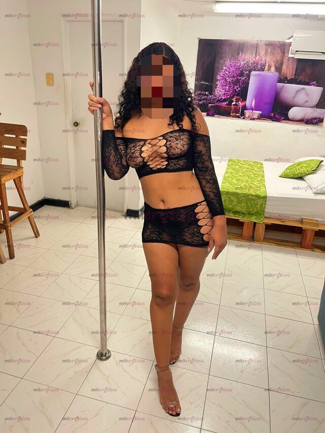 FOTOS DE DELICIOSO ORAL PROFUNDO ME LO COMO TODITO VEN POR MI RICA VAGINA!! MISHEL
