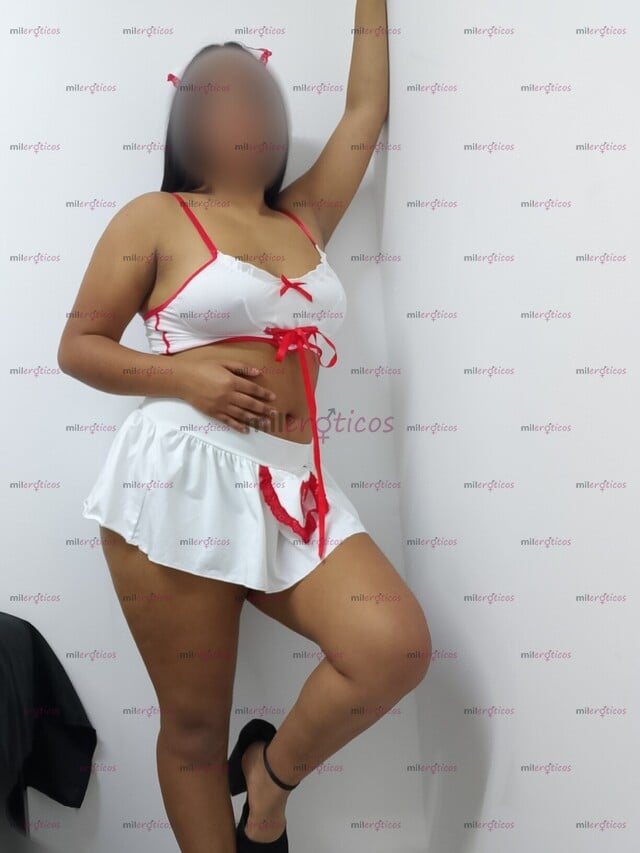 FOTOS DE CATALINA DELICIOSA Y DESPAMPANANTE CURVI BIEN DOTADA SUPER CHICHONA SOY DOBLE D